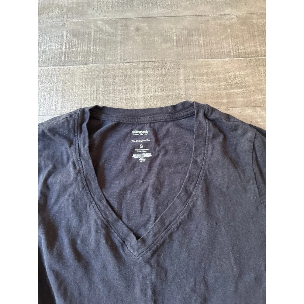Sonoma Women's Black Everyday Tee V Neck Long Sleeve Tee Size Small - Picture 2 of 9